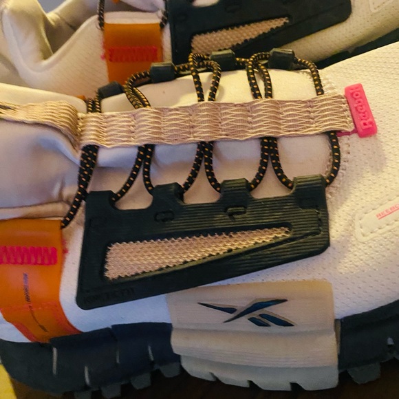 Reebok zig Kinetica Edge.  Extremely rare!!! main image 4